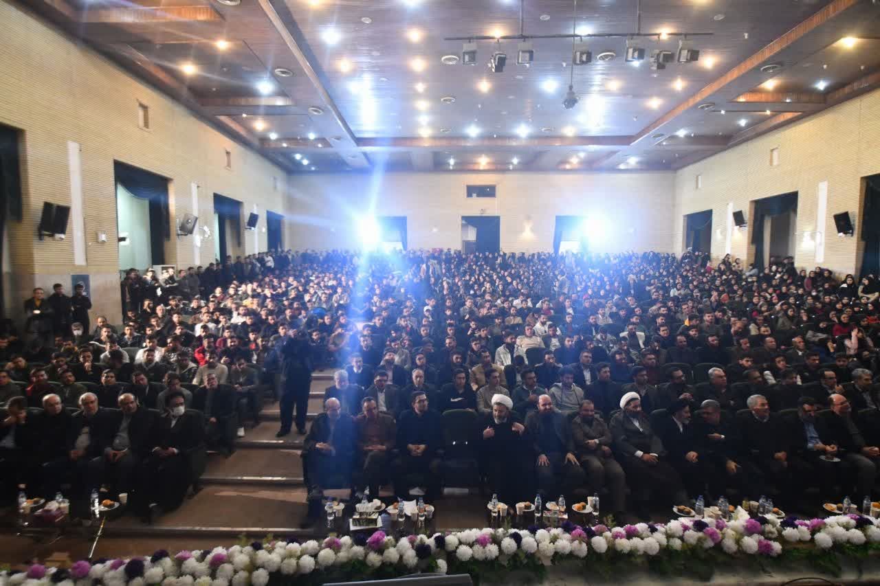 آلبوم تصویری / برگزاری آیین گرامیداشت 16 آذر و روز دانشجو در دانشگاه ارومیه