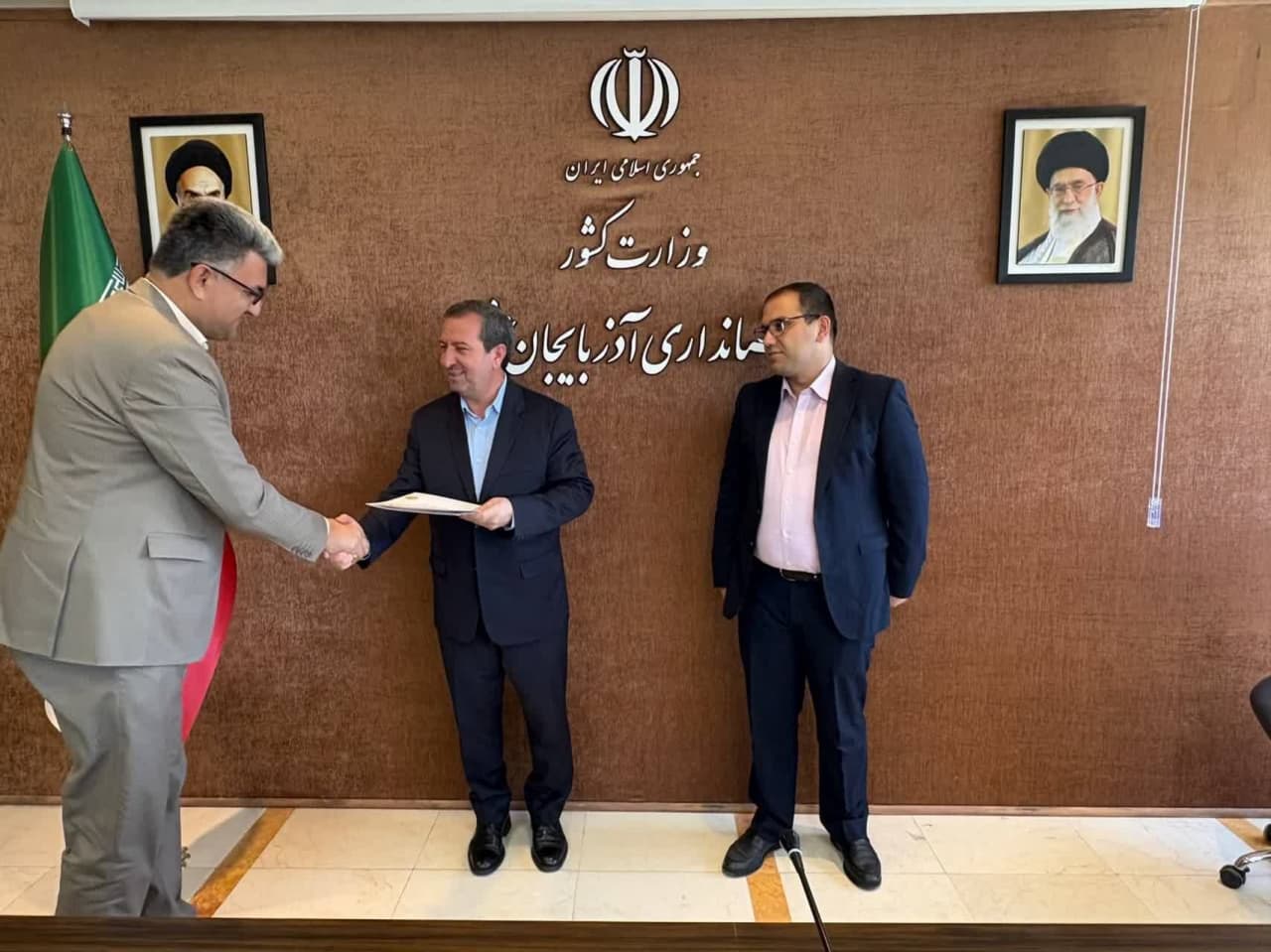 برگزاری نشست هم اندیشی مدیران روابط عمومی فرمانداری های آذربایجانغربی + تصاویر