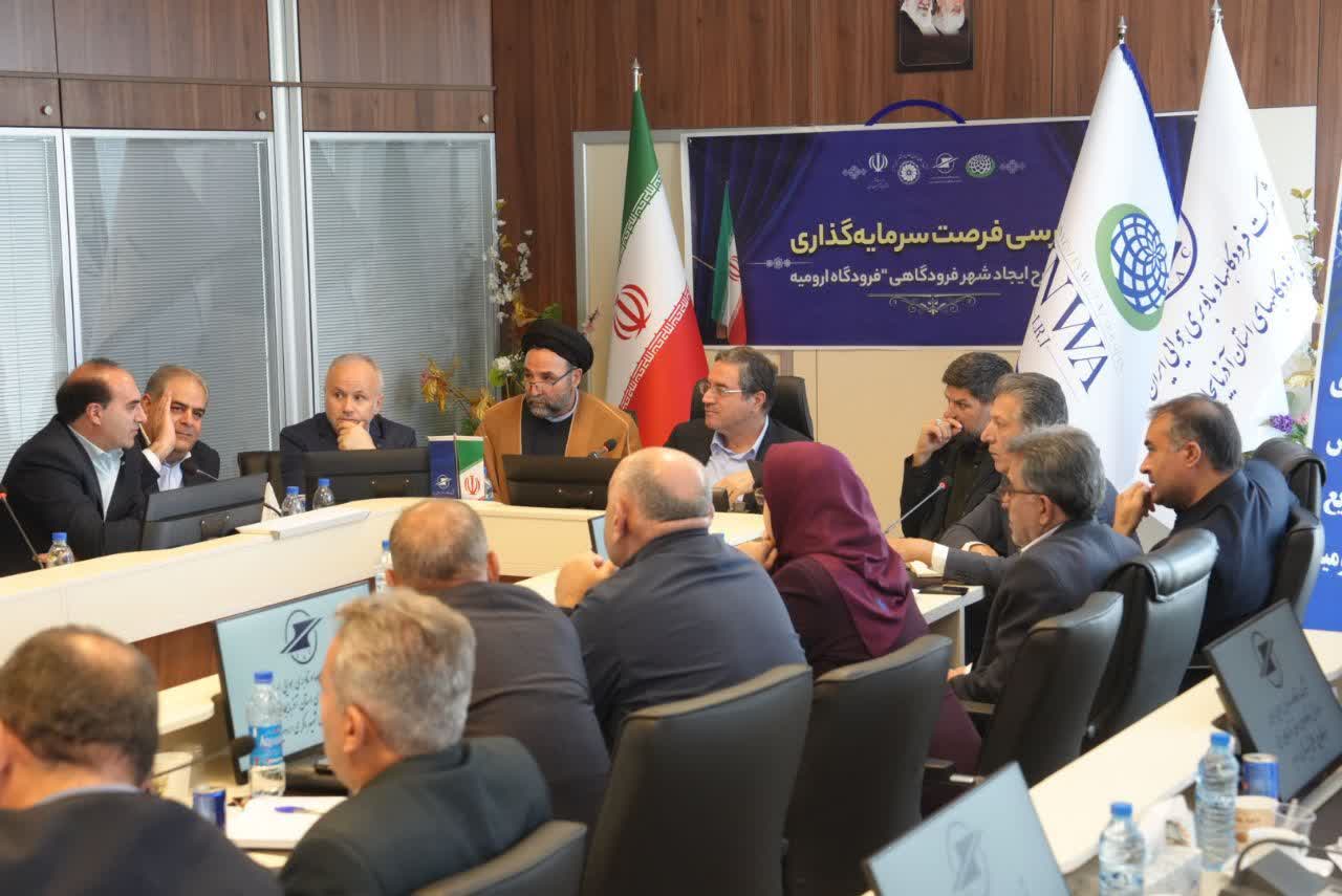جلسه بررسی مشکلات ثبت سفارش قطعات صنعتی در آذربایجانغربی + تصاویر