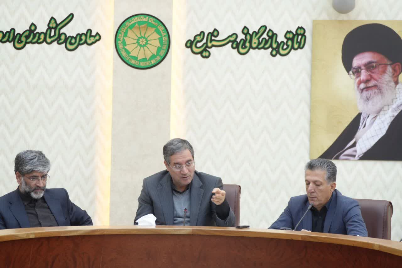 برگزاری جلسه بررسی مسائل و مشکلات بانوان کارآفرین و فعال اقتصادی آذربایجانغربی + تصاویر