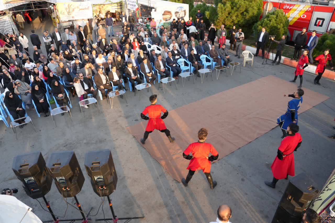 افتتاح جشنواره و نمایشگاه کندیمیز در ارومیه + تصاویر