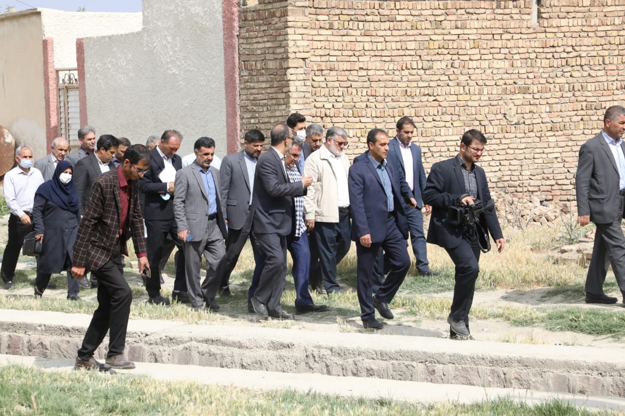 آلبوم تصویری / بازدید میدانی استاندار آذربایجانغربی از مناطق حاشیه شهر