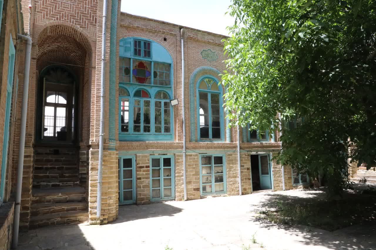 بازدید استاندار آذربایجانغربی از خانه انصاری ارومیه + تصاویر