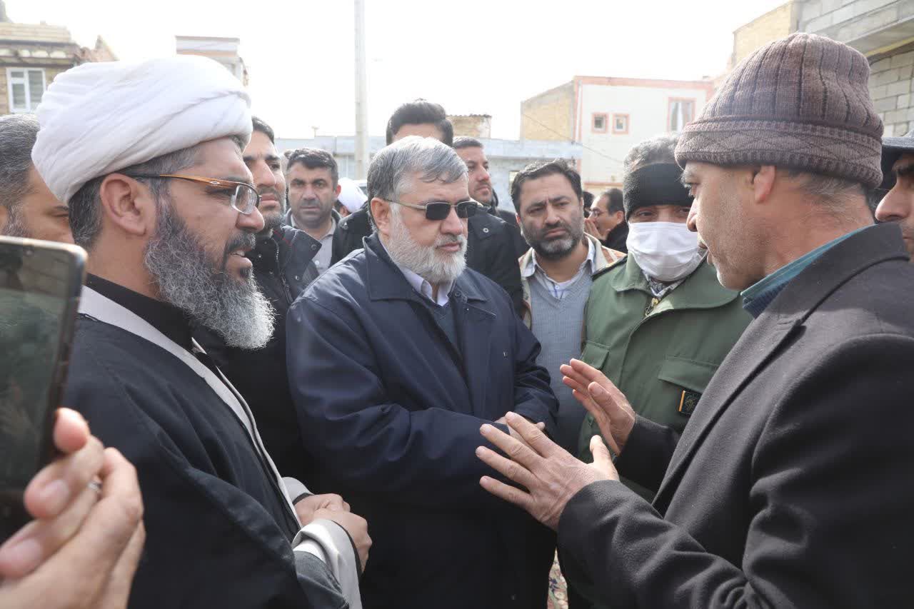 آلبوم تصویری / بازدید فرمانده سپاه پاسداران انقلاب اسلامی از مناطق زلزله زده و کمپ های اسکان اضطراری در خوی