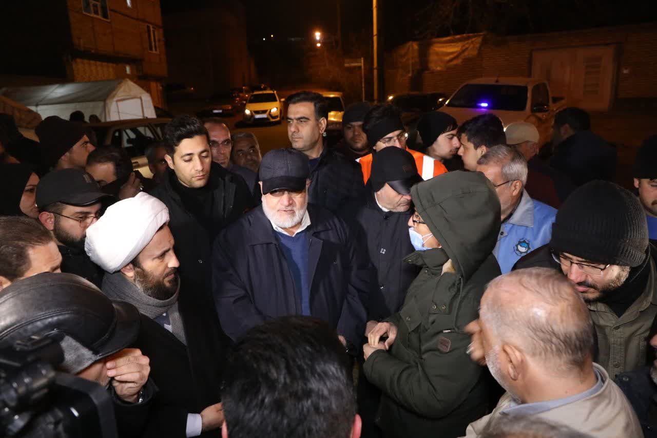 آلبوم تصویری / بازدید شبانه استاندار آذربایجانغربی از مناطق زلزله زده شهرستان خوی