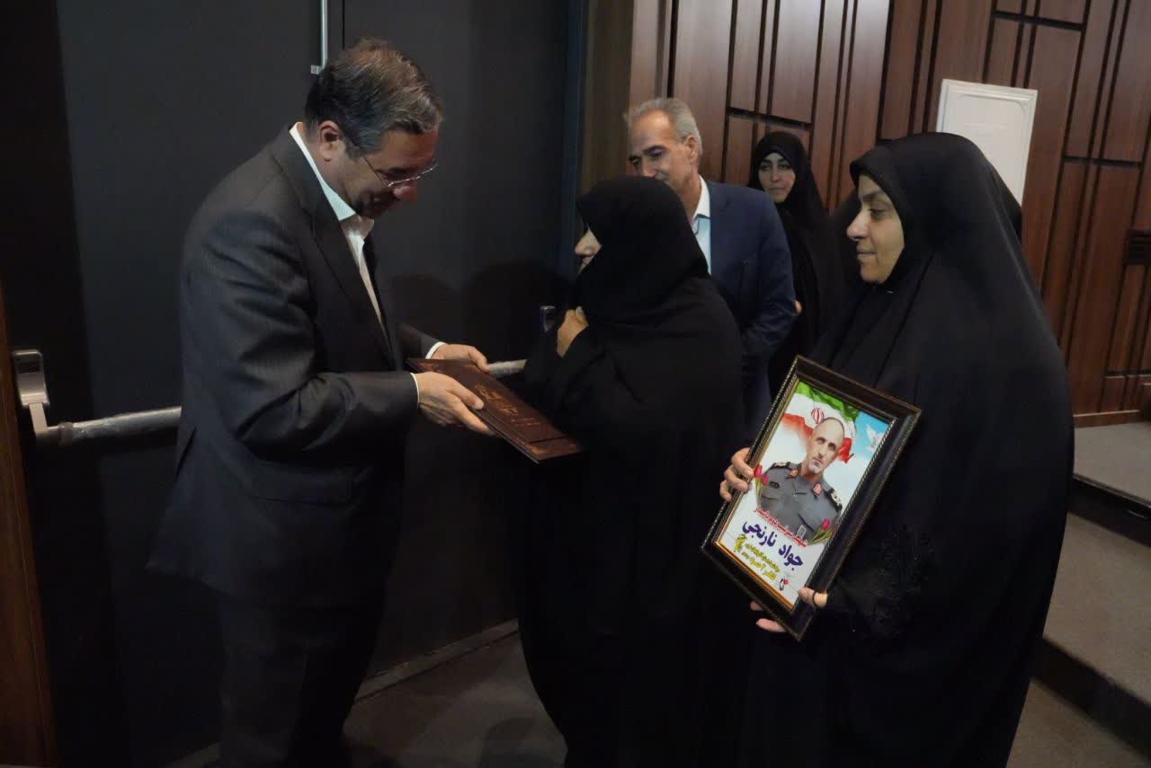 برگزاری آیین تجلیل از پیشکسوتان دفاع مقدس و مقاومت در ارومیه + تصاویر