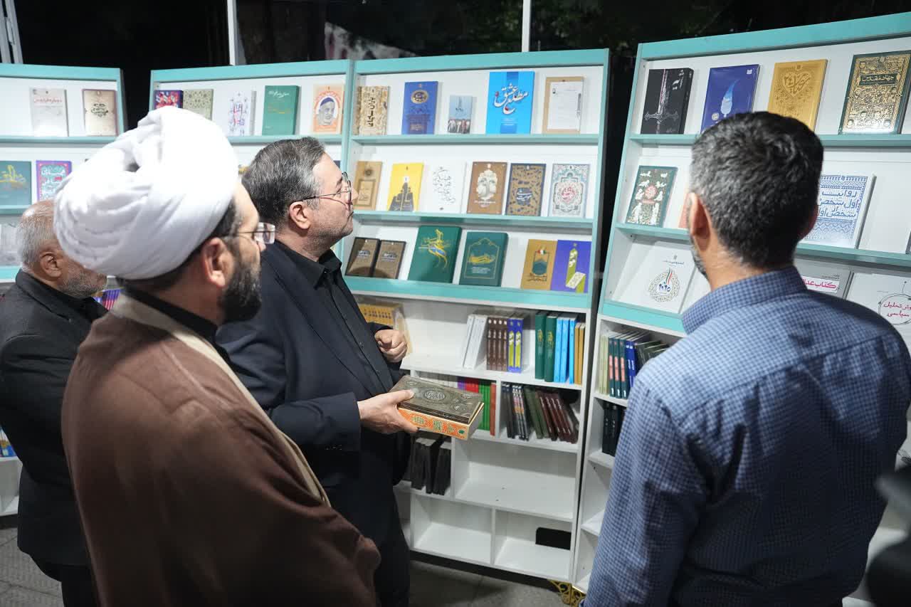 بازدید استاندار آذربایجانغربی از نمایشگاه فرهنگی مصلی ارومیه + تصاویر