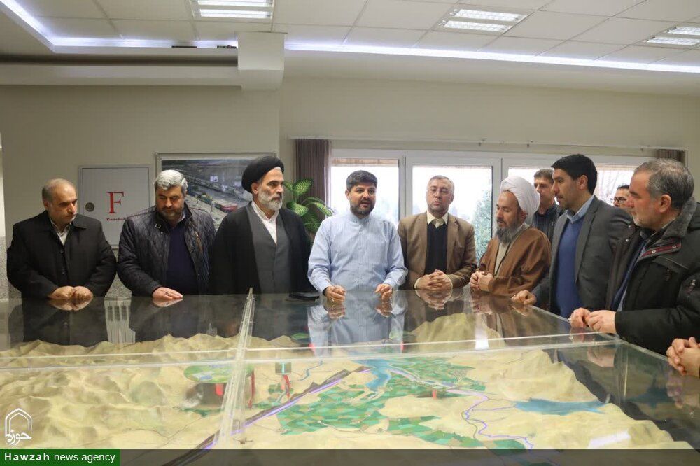 بازدید ائمه جمعه و فرمانداران حوضه آبریز دریاچه ارومیه در آذربایجان غربی از طرح انتقال آب به این دریاچه + تصاویر