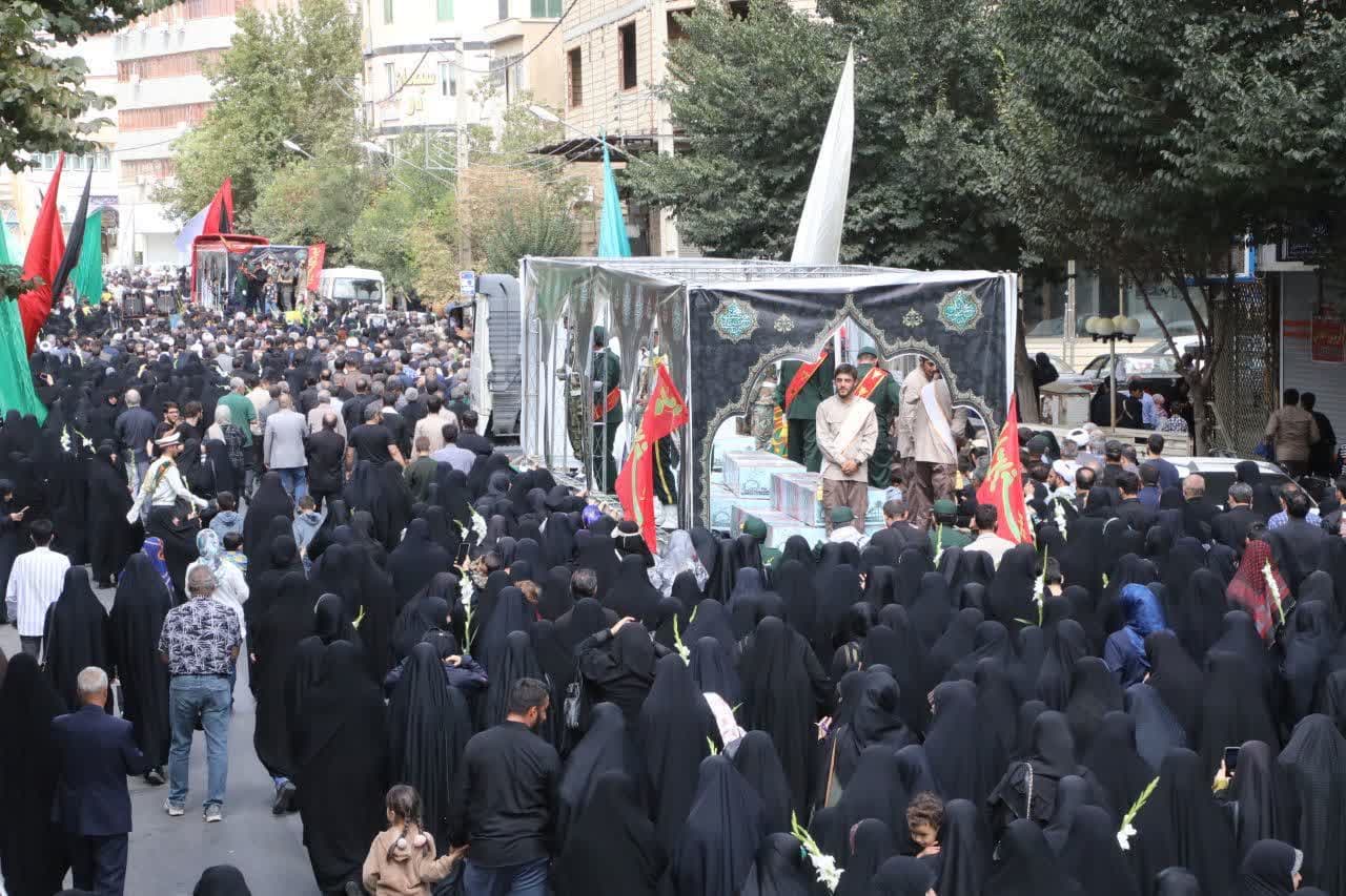 آلبوم تصویری / برگزاری مراسم تشییع پیکر مطهر 23 شهید هشت سال دفاع مقدس در ارومیه