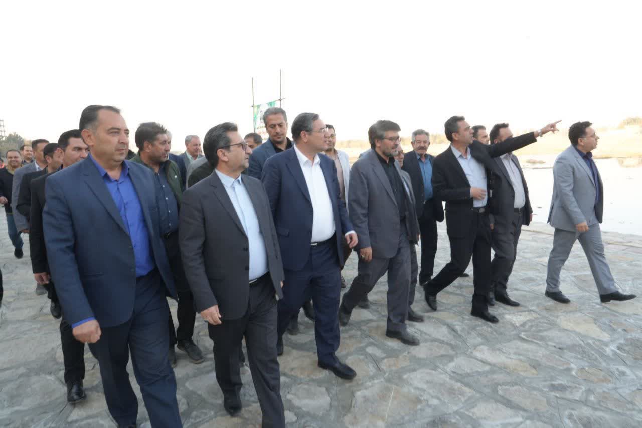بازدید استاندار آذربایجانغربی از پروژه ساماندهی و زیباسازی ساحل زرینهرود + تصاویر