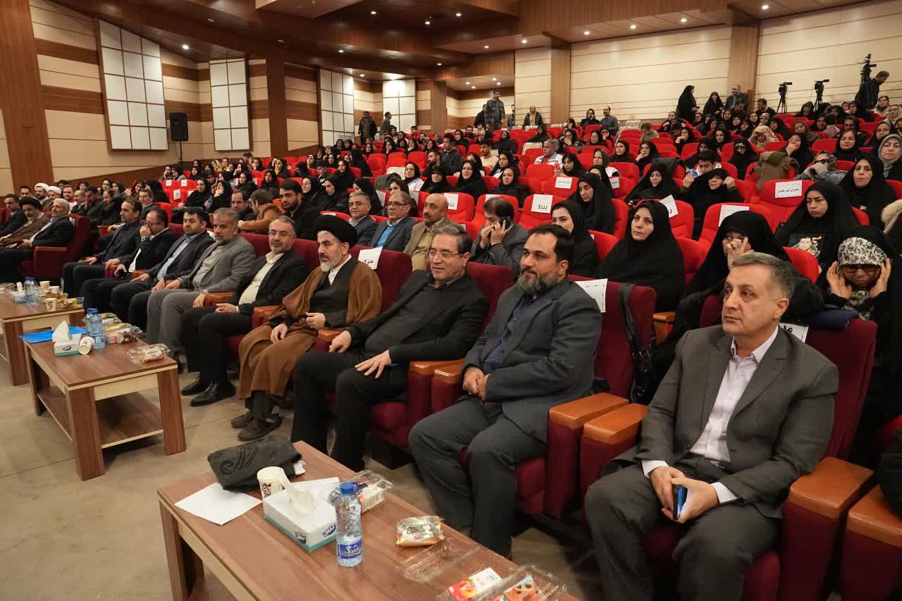 برگزاری آیین سومین رویداد استانی جایزه جوانی جمعیت در ارومیه + تصاویر