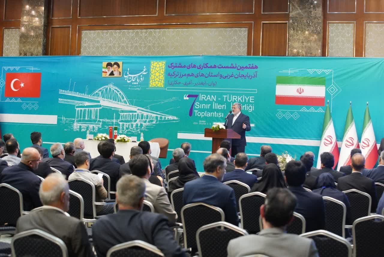 آلبوم تصویری / آیین اختتامیه هفتمین نشست همکاری های مشترک آذربایجانغربی و استانهای هم مرز ترکیه در ارومیه
