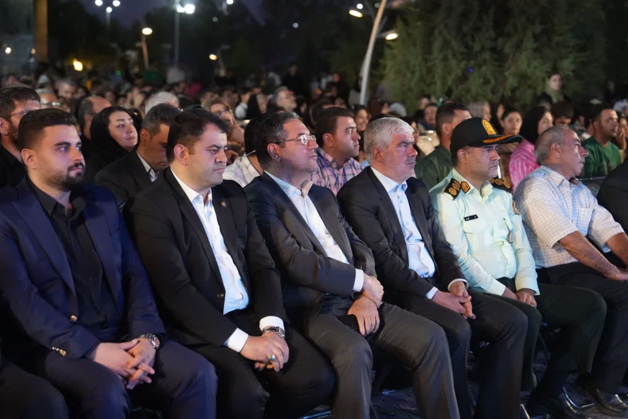 آلبوم تصویری / آغاز هشتمین جشنواره انگور ارومیه