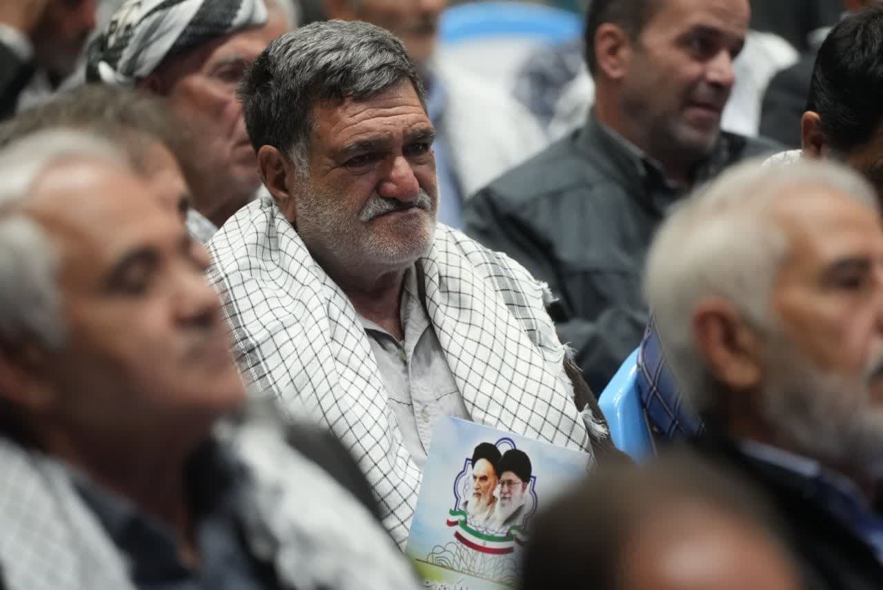 آلبوم تصویری / حضور استاندار آذربایجانغربی در همایش تجلیل از پیشکسوتان و فعالان دفاع مقدس و مقاومت