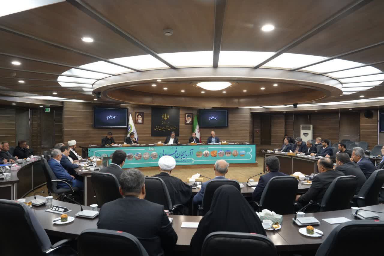 برگزاری جلسه شورای معاونین، مدیران و مشاورین استانداری آذربایجانغربی + تصاویر