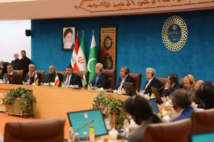 برگزاری نشست سهجانبه وزرای کشور ایران، عراق و پاکستان با موضوع اربعین + تصاویر