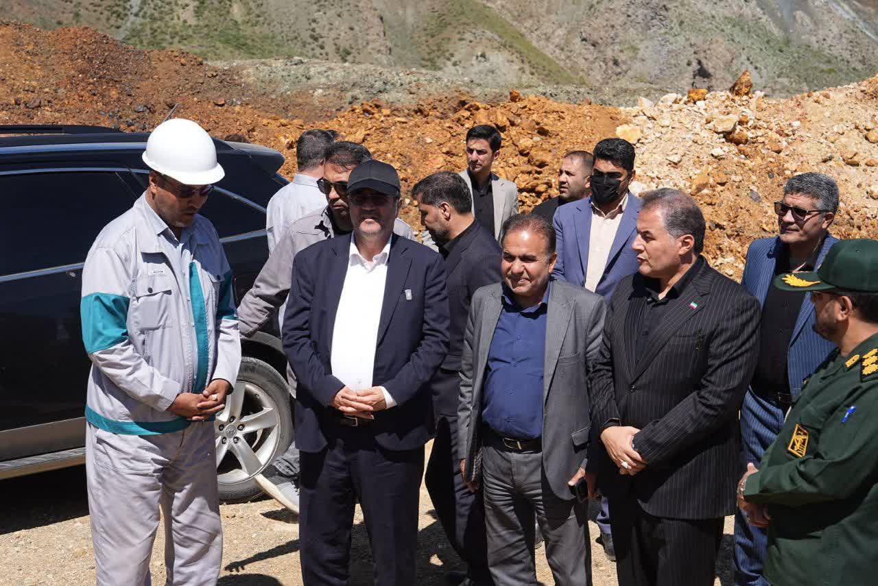 بازدید استاندار آذربایجانغربی از مجتمع معدنی شهدای آذربایجان در چالدران + تصاویر