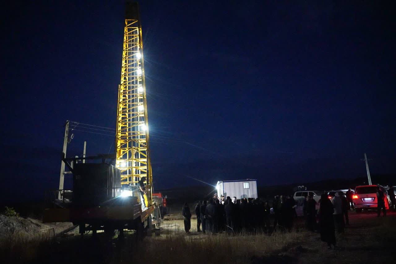 همتی بلند برای پایان بحران آب روستای زنجیره شوط + تصاویر