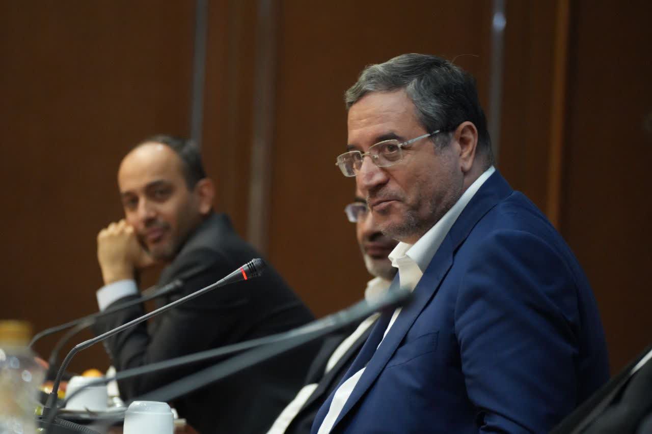 برگزاری نشست مشترک استاندار آذربایجانغربی با سفرای ازبکستان، اروگوئه، سریلانکا، فیلیپین و قرقیزستان