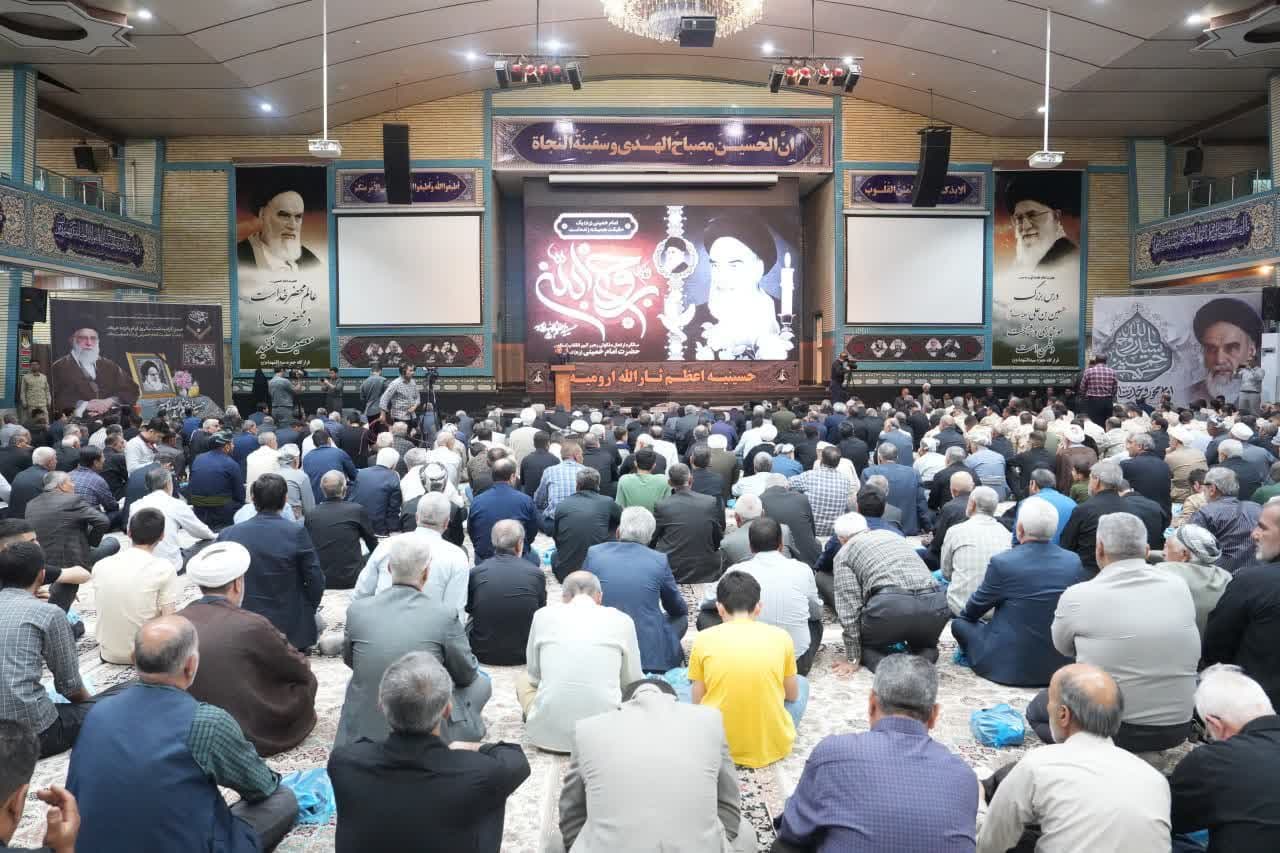 آلبوم تصویری / برگزاری مراسم گرامیداشت سالگرد ارتحال ملکوتی حضرت امام خمینی (ره) در ارومیه