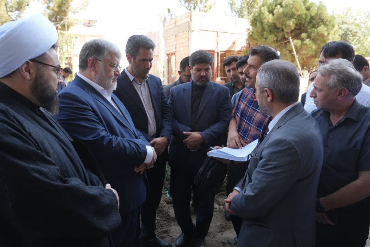 بازدید استاندار آذربایجانغربی از روند احداث مجتمع اداره شهرستان چهاربرج + تصاویر