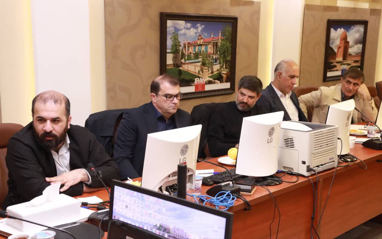 برگزاری نشست مشترک استاندار آذربایجان‌غربی با اعضای مجمع نمایندگان استان + تصاویر