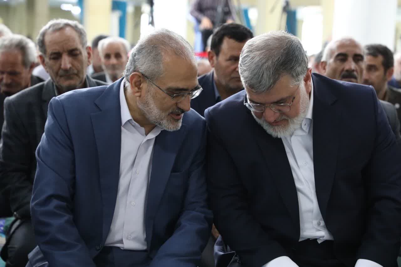 آلبوم تصویری / حضور معاون امور مجلس رئیس جمهور در نماز جمعه ارومیه