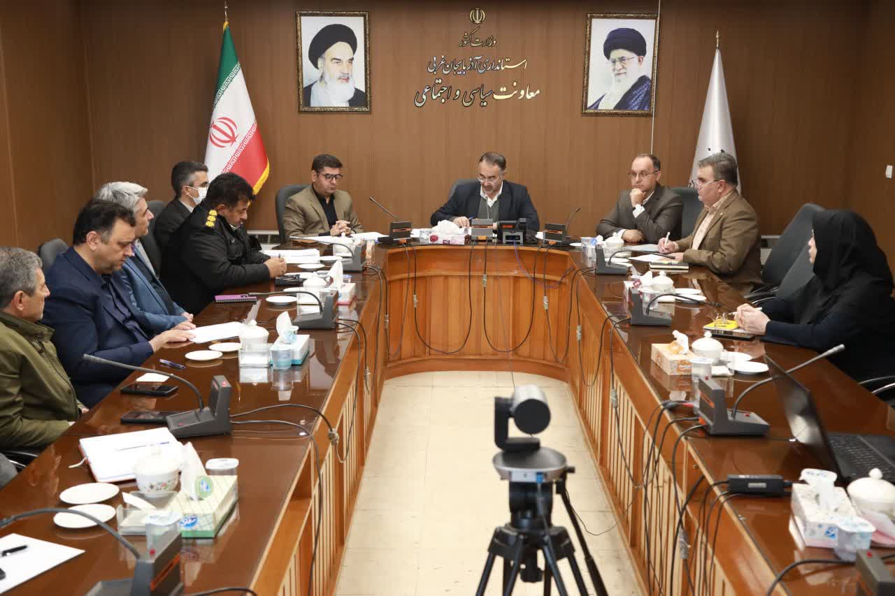 برگزاری جلسه ستاد ساماندهی متکدیان و کودکان کار و خیابانی آذربایجانغربی + تصاویر