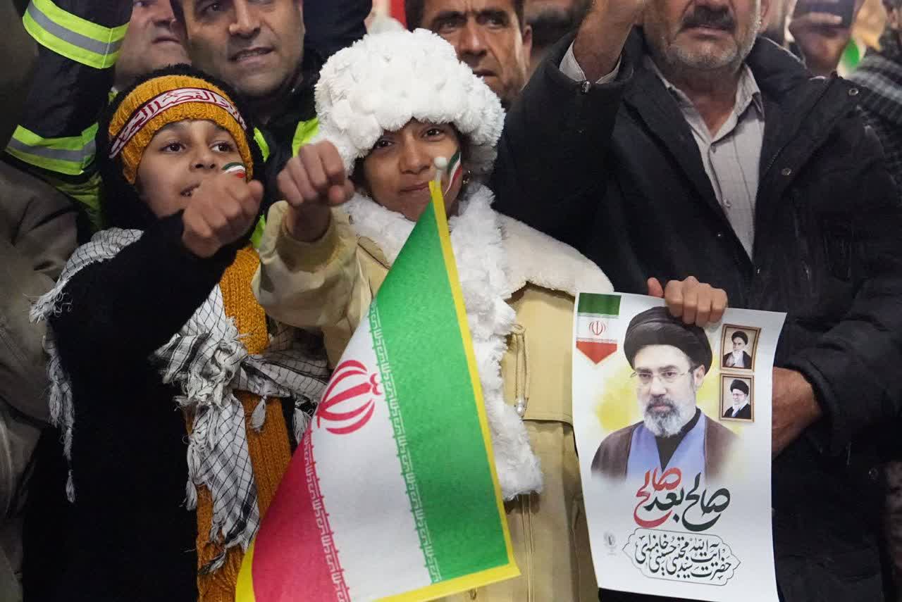 آلبوم تصویری / تداوم تجمعات شبانه مردم ارومیه