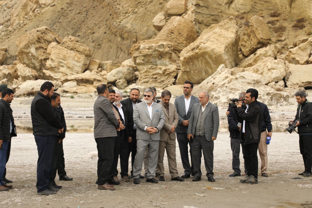 آلبوم تصویری / بازدید استاندار آذربایجانغربی از ساحل شمالی دریاچه ارومیه