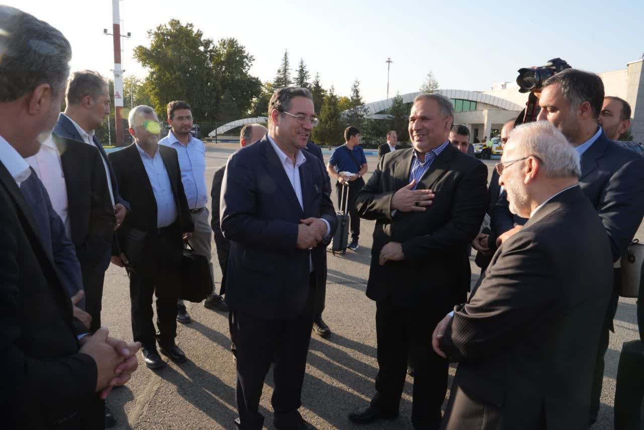 اعضای کمیسیون اقتصادی مجلس وارد ارومیه شدند + تصاویر