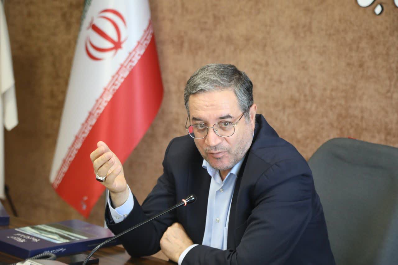 رونمایی از پوستر همایش ملی «تاریخ، فرهنگ و هنر آذربایجان‌غربی»