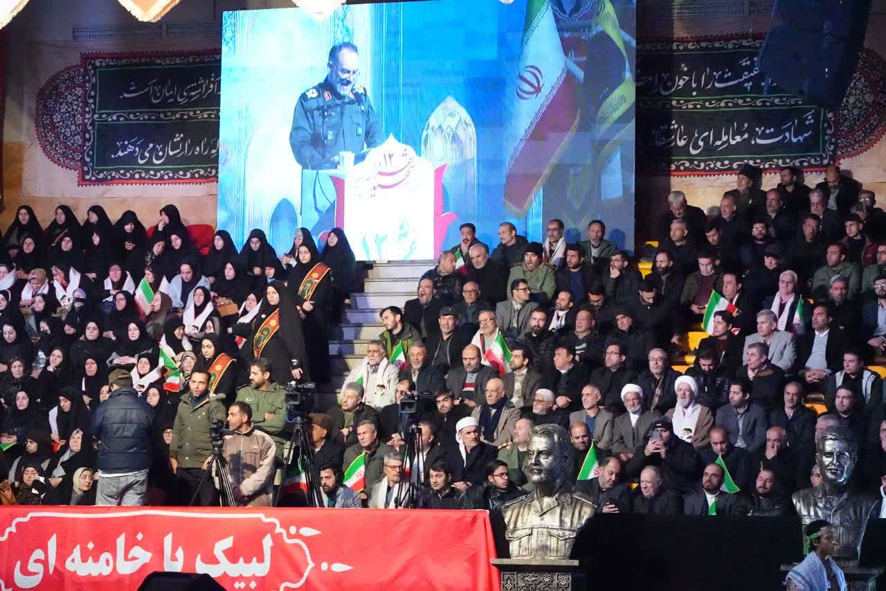 برگزاری دومین کنگره ملی بزرگداشت سرداران و 12 هزار شهید آذربایجان‌غربی + تصاویر