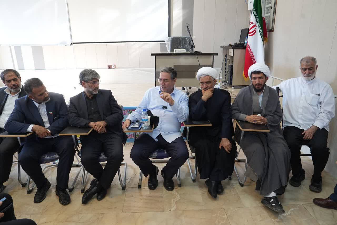 تأکید استاندار آذربایجانغربی بر نقشآفرینی معادن در آبادانی، اشتغال و رفاه مردم