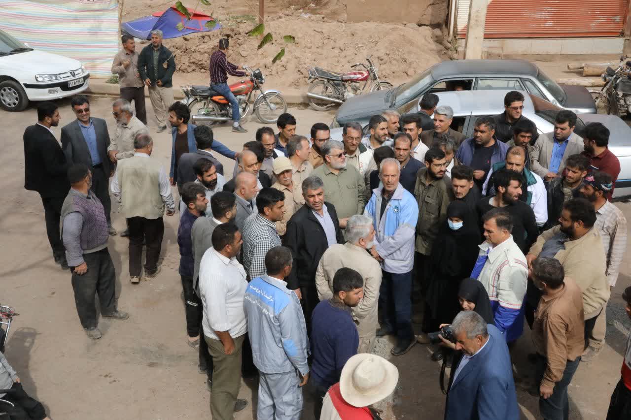 آلبوم تصویری / بازدید استاندار آذربایجانغربی از روند آواربرداری و بازسازی مناطق زلزلهزده شهرستان خوی