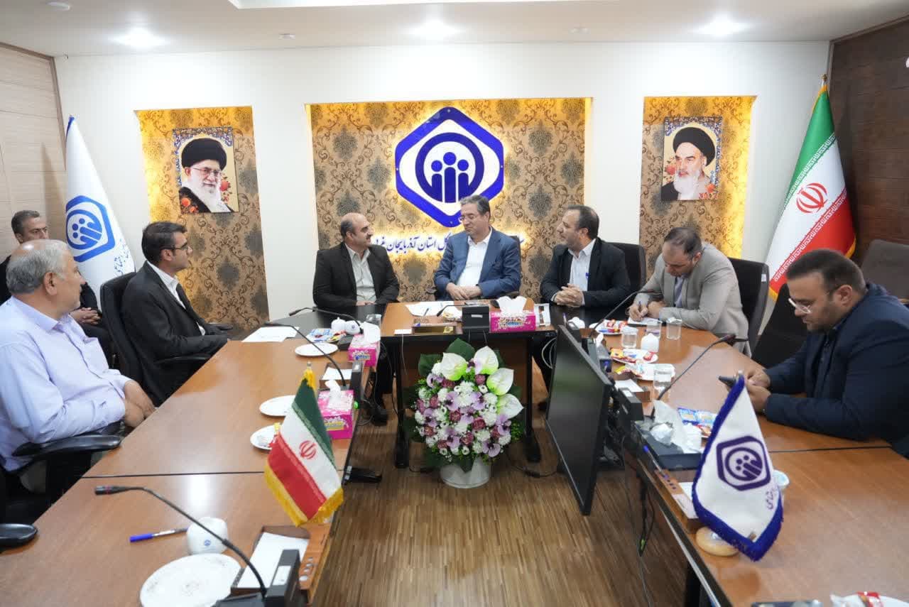 آلبوم تصویری / بازدید استاندار آذربایجانغربی از اداره کل تأمین اجتماعی استان