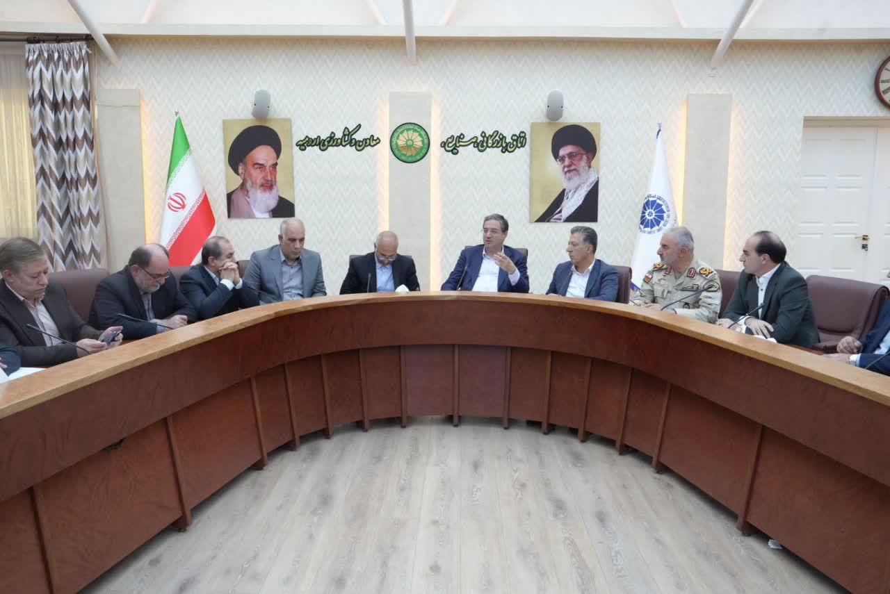 برگزاری جلسه بررسی مشکلات پیلهوران و کولبران آذربایجانغربی + تصاویر