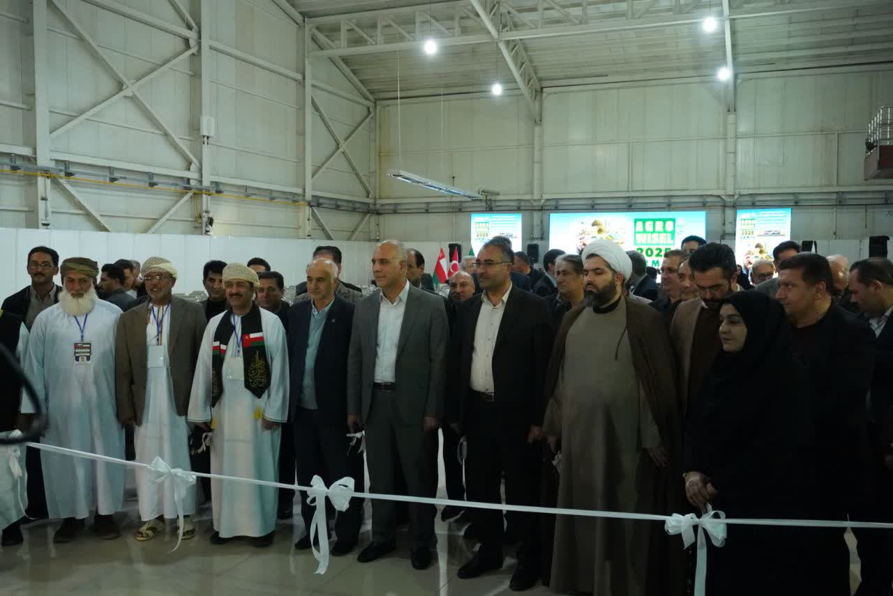 برگزاری آیین افتتاحیه نمایشگاه بینالمللی صنایع و ماشینآلات کشاورزی در ارومیه + تصاویر