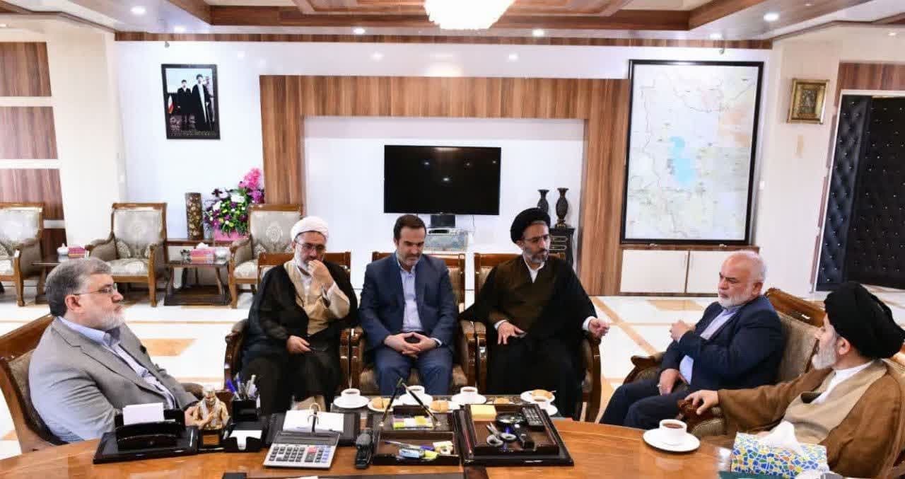 دیدار معاون امور ایران مجمع جهانی تقریب مذاهب اسلامی با استاندار آذربایجانغربی + تصاویر