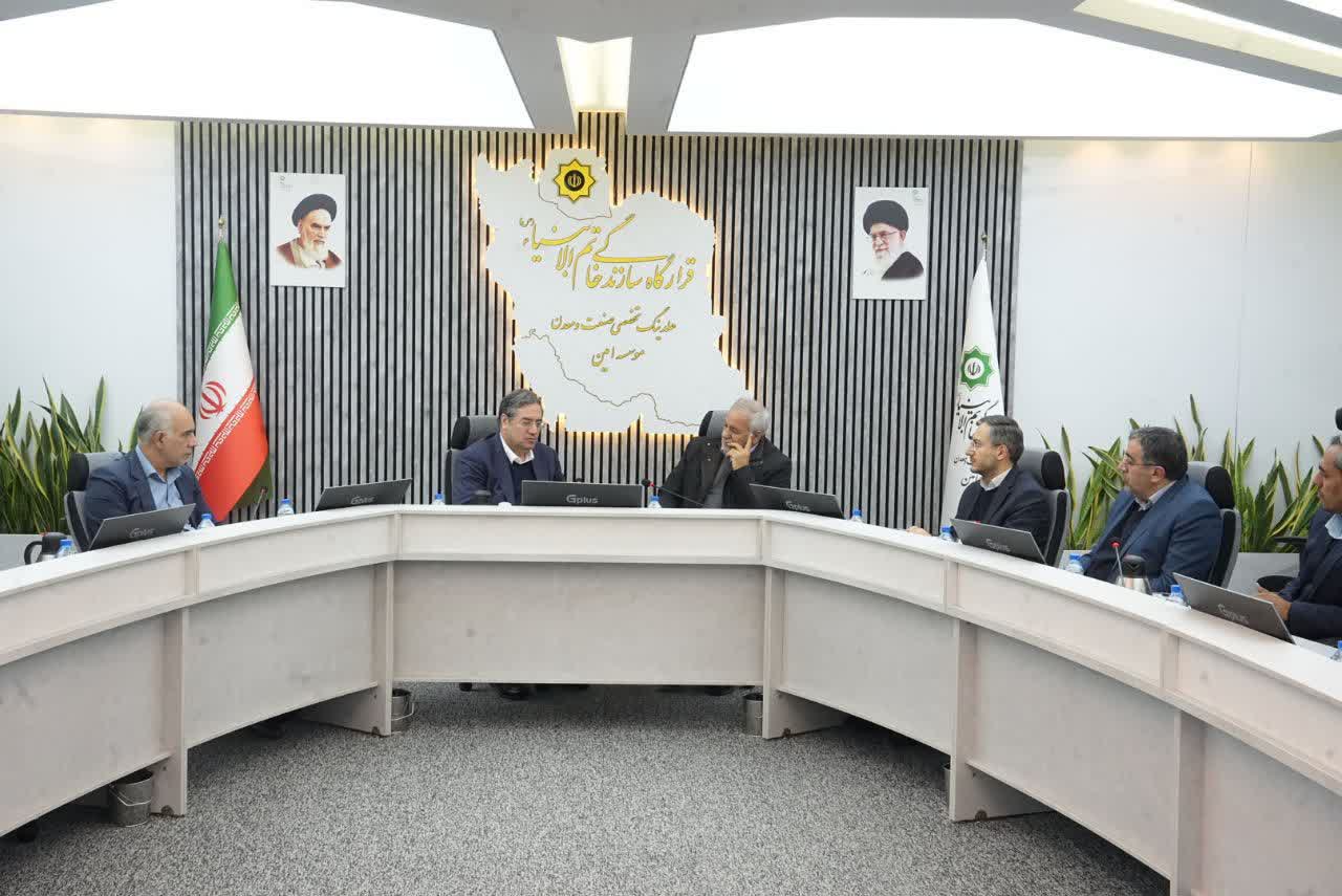 دیدار فرمانده قرارگاه سازندگی خاتم‌الانبیاء (ص) با استاندار آذربایجان‌غربی + تصاویر