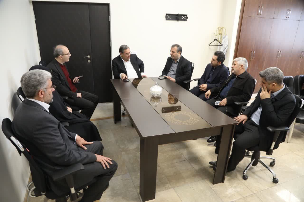 خدمت به مردم باید به یک باور اصیل در میان مدیران تبدیل شود