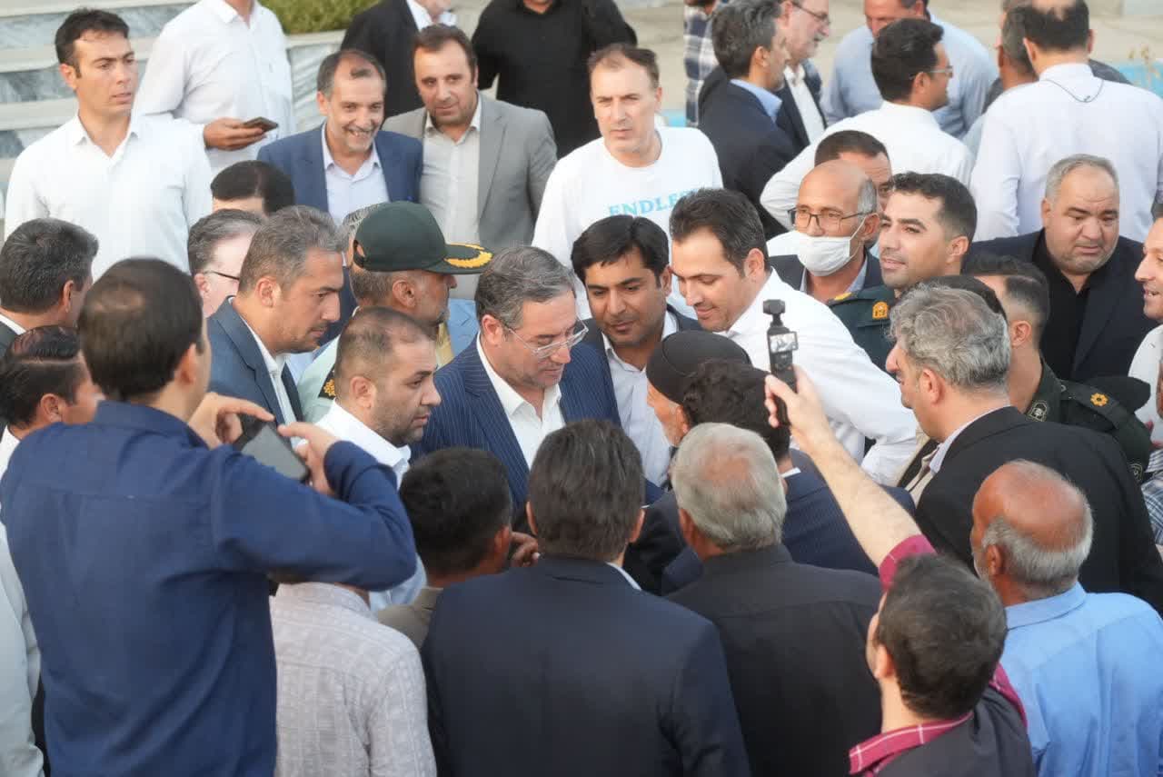 دیدار استاندار آذربایجانغربی با بازاریان و مردم شهرستان چهاربرج + تصاویر