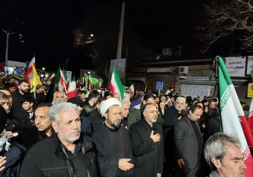 مرور اتحاد و انسجام مردم ارومیه هر شب در تجمع شبانه