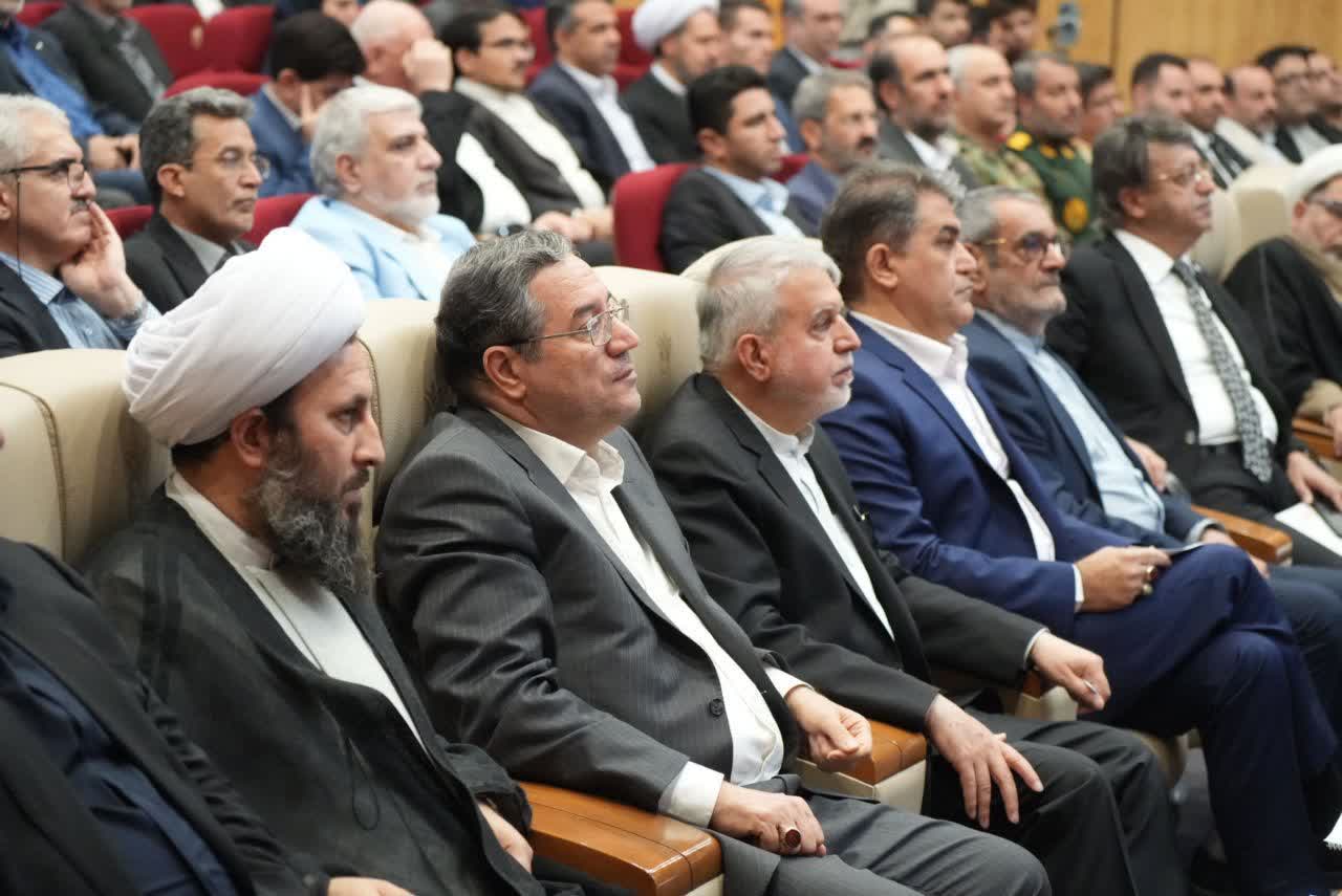 برگزاری آیین اختتامیه همایش بینالمللی شمس و مولانا در خوی + تصاویر