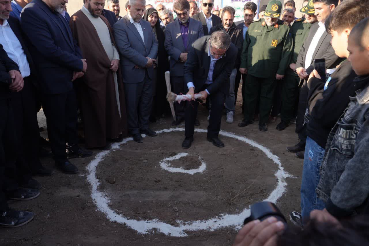 برگزاری آیین کلنگزنی ساخت مدرسه 10 کلاسه در بخش نختالو شهرستان باروق + تصاویر