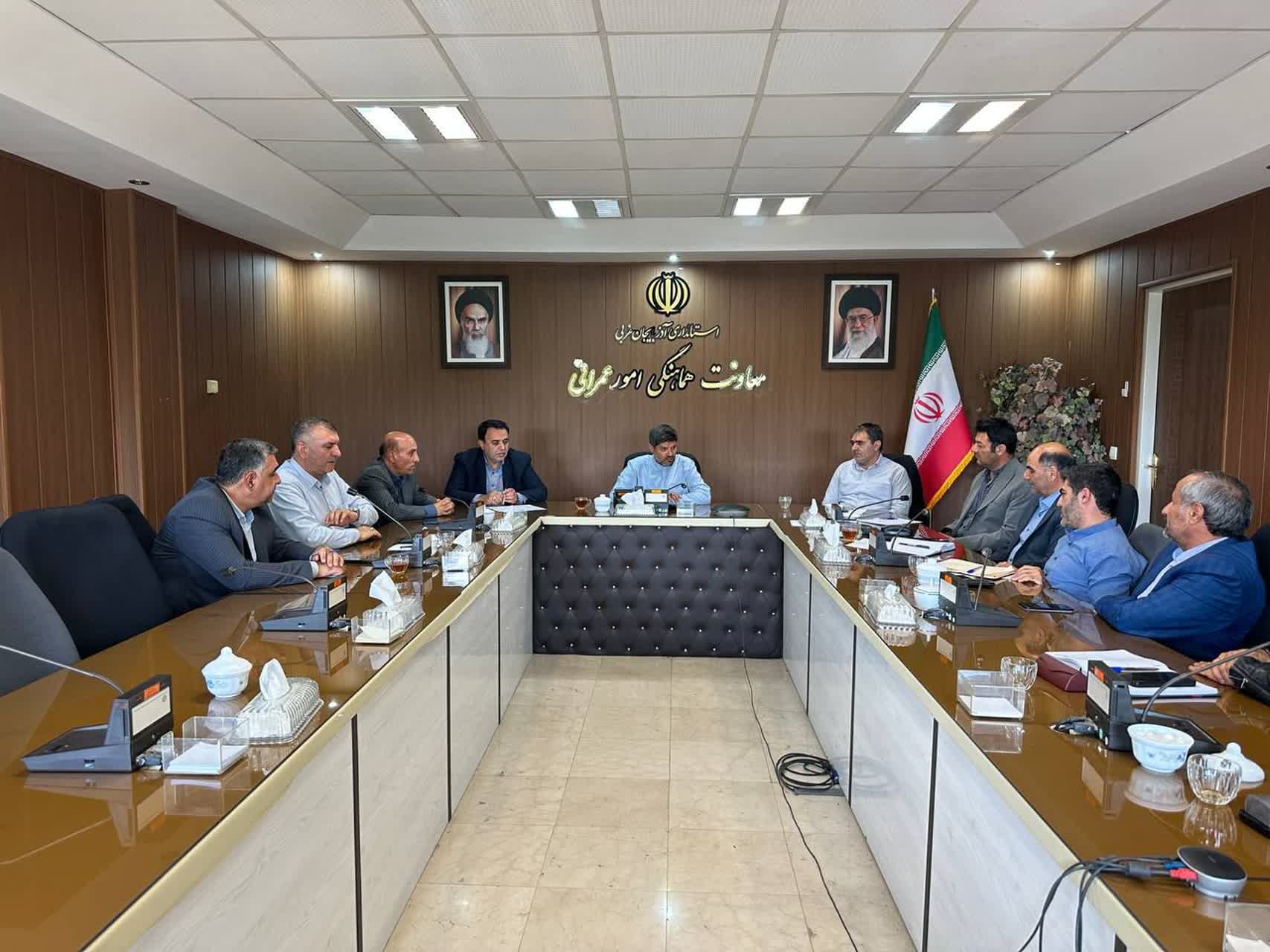 برگزاری جلسه هماهنگی و پیگیری تکمیل زیرساخت محورهای در حال احداث شمال و جنوب آذربایجانغربی